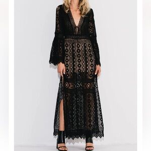 Elegant Black Lace Maxi Dress